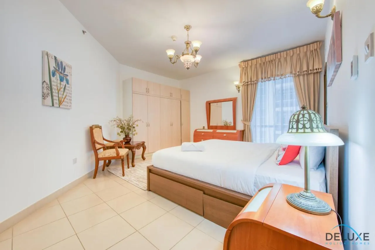 Apartment Expansive 2Br In La Riviera By Deluxe Holiday Homes Dubai